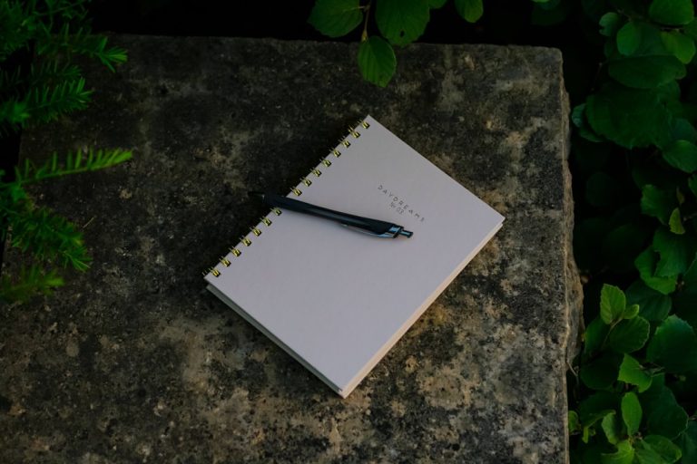 Mastering the Art of Whitepaper Writing: A Step-by-Step Guide to Success