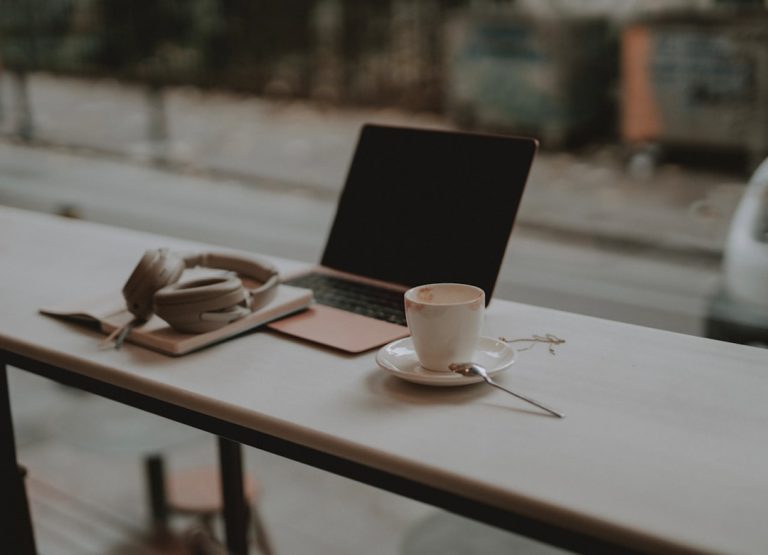 The Future of Website Content Writing: Trends to Watch in 2024